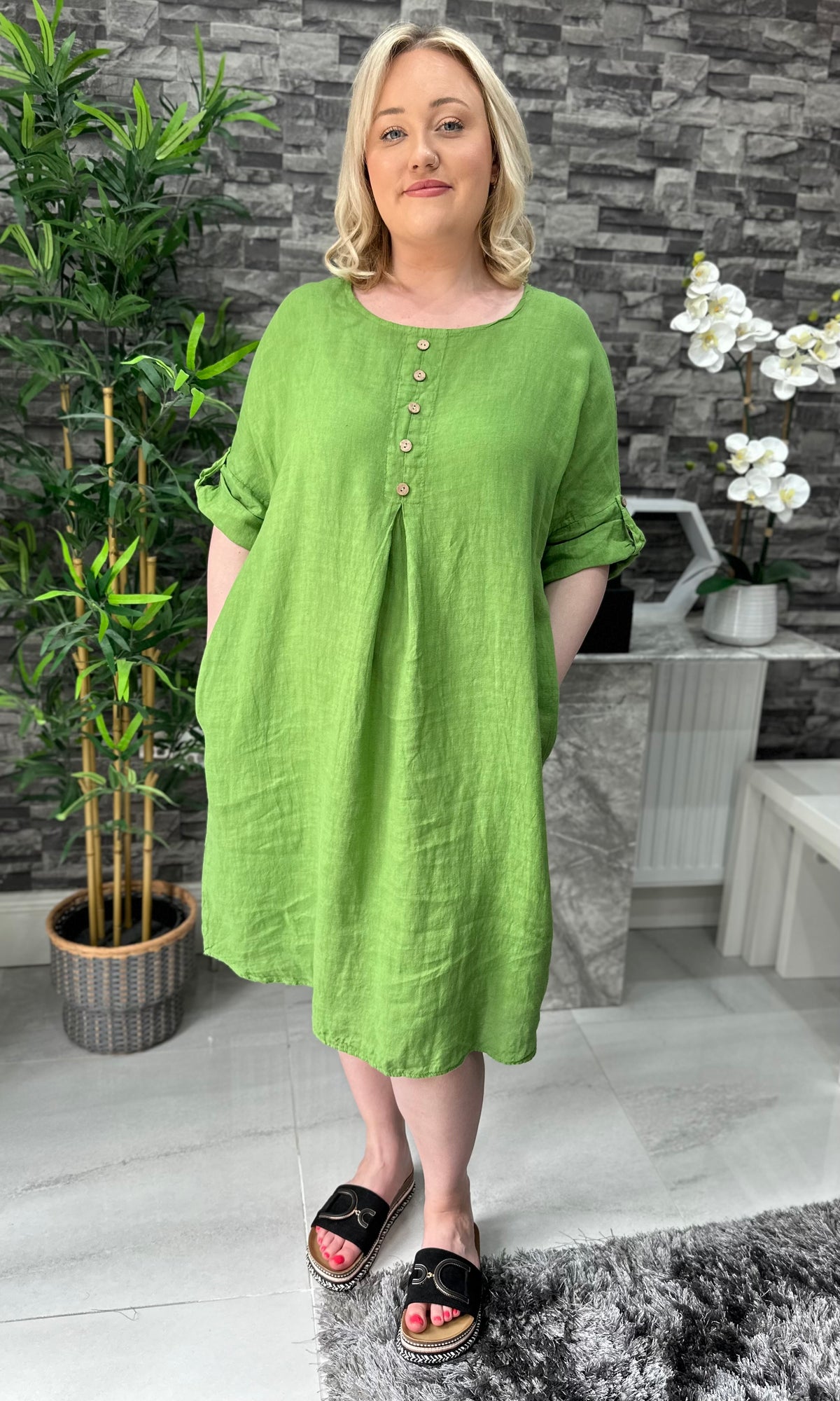Made In Italy Maddie Linen Pocket Button Dress - Lime Green