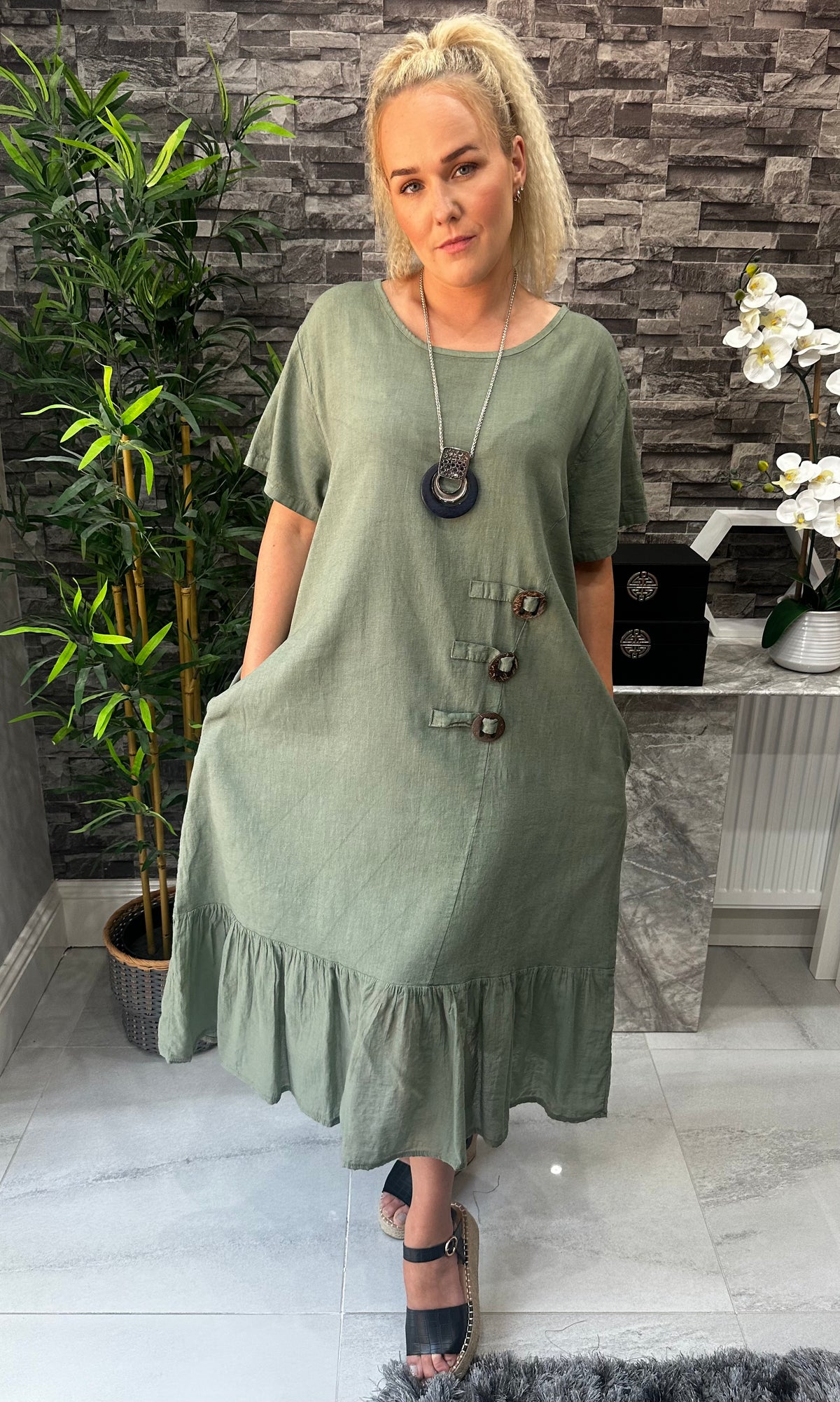 Made In Italy Freya Linen Pocket Dress - Khaki Green