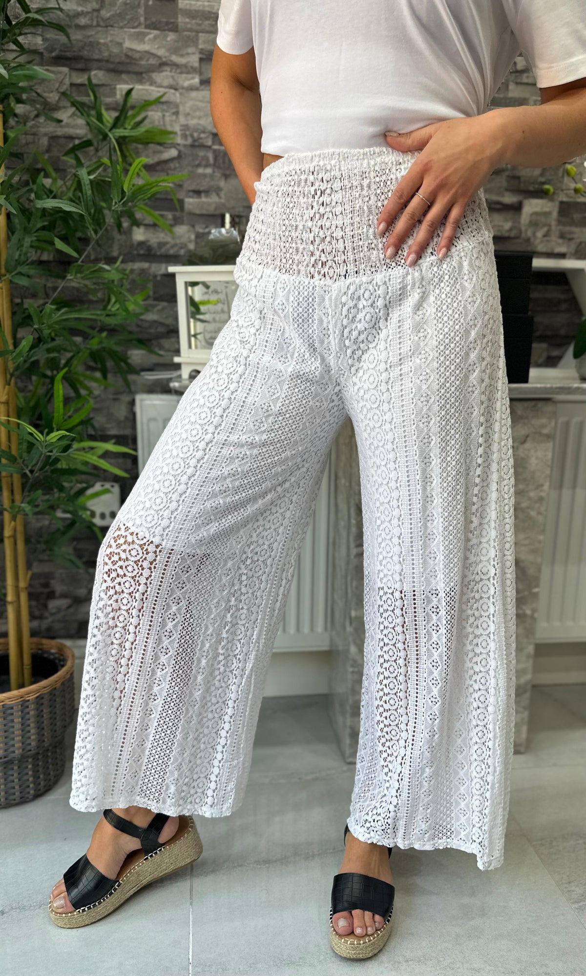 Made In Italy Rhianna Crotchet Trousers - White