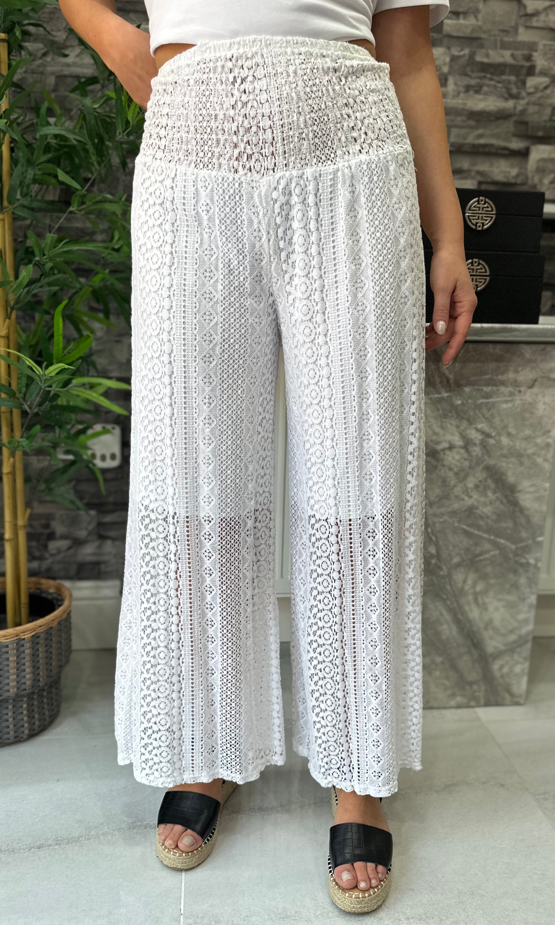 Made In Italy Rhianna Crotchet Trousers - White