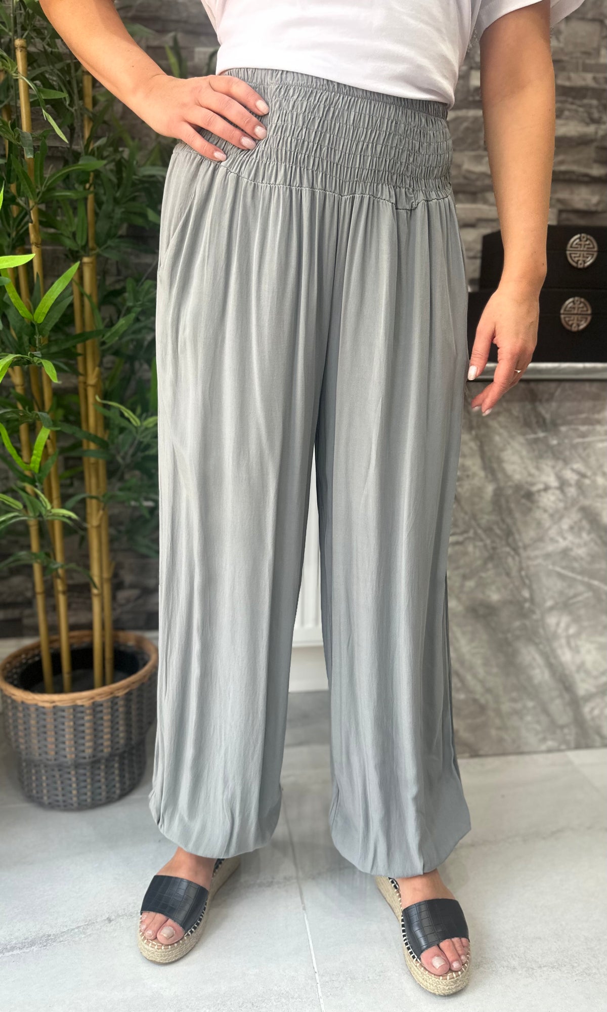 Made In Italy Tina Harem Pants - Grey